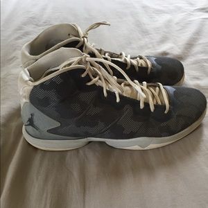 Men’s Jordan super fly 4 basketball shoes